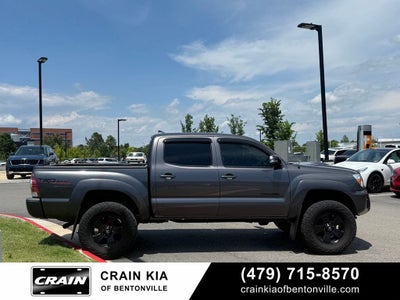 2014 Toyota Tacoma Base V6 - 4WD / CLEAN CARFAX HISTORY