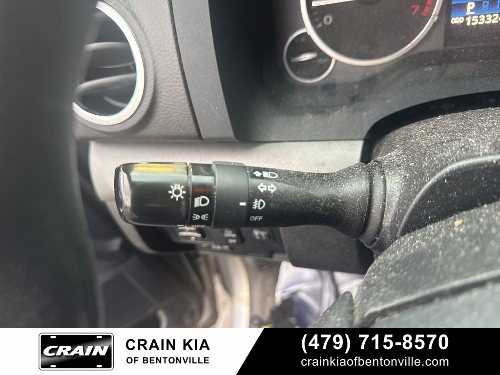 2015 Toyota Tundra SR5 - 4WD / CLEAN CARFAX HISTORY