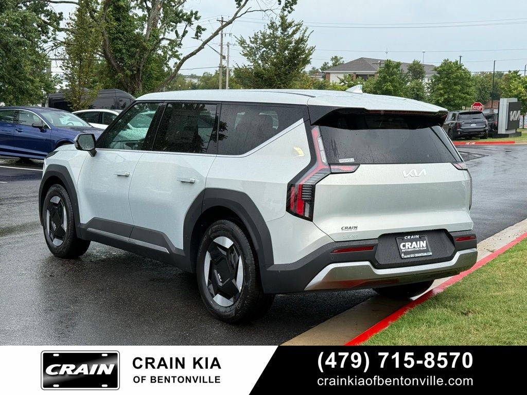 2026 Kia EV9 Light