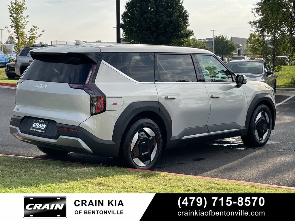 2026 Kia EV9 Light Long Range