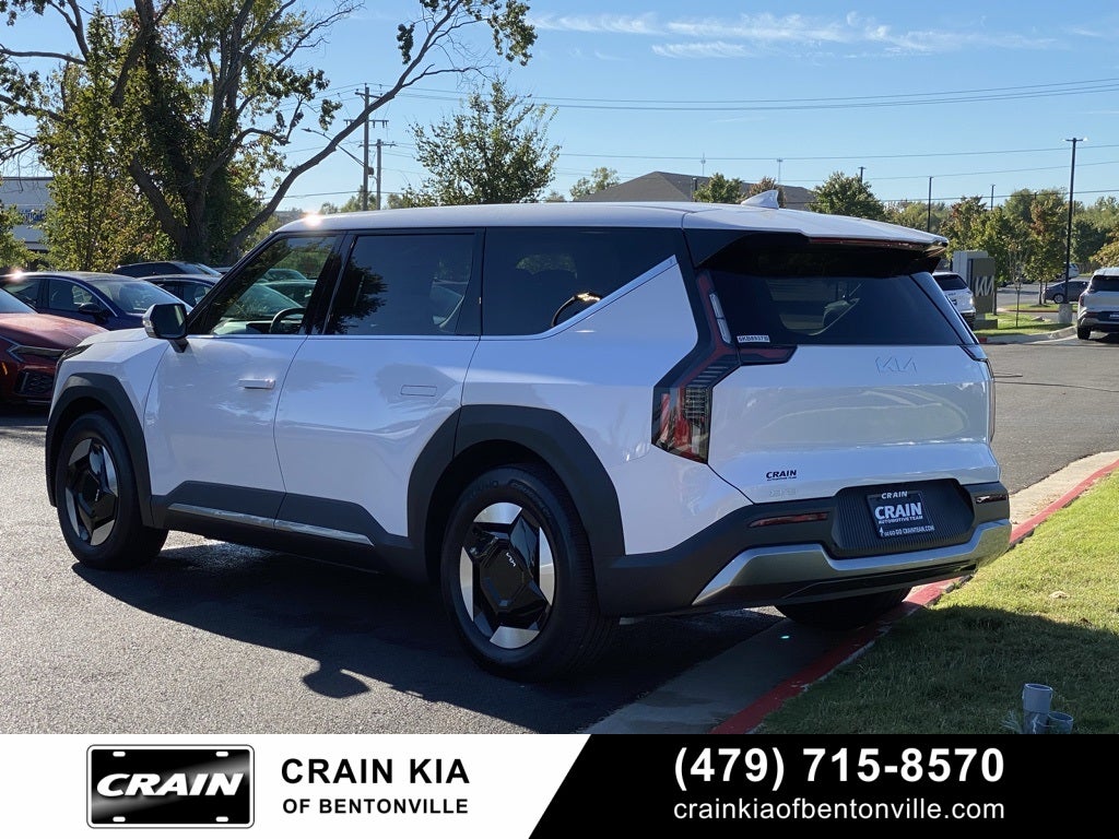 2026 Kia EV9 Light Long Range