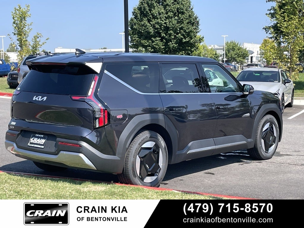 2026 Kia EV9 Light Long Range