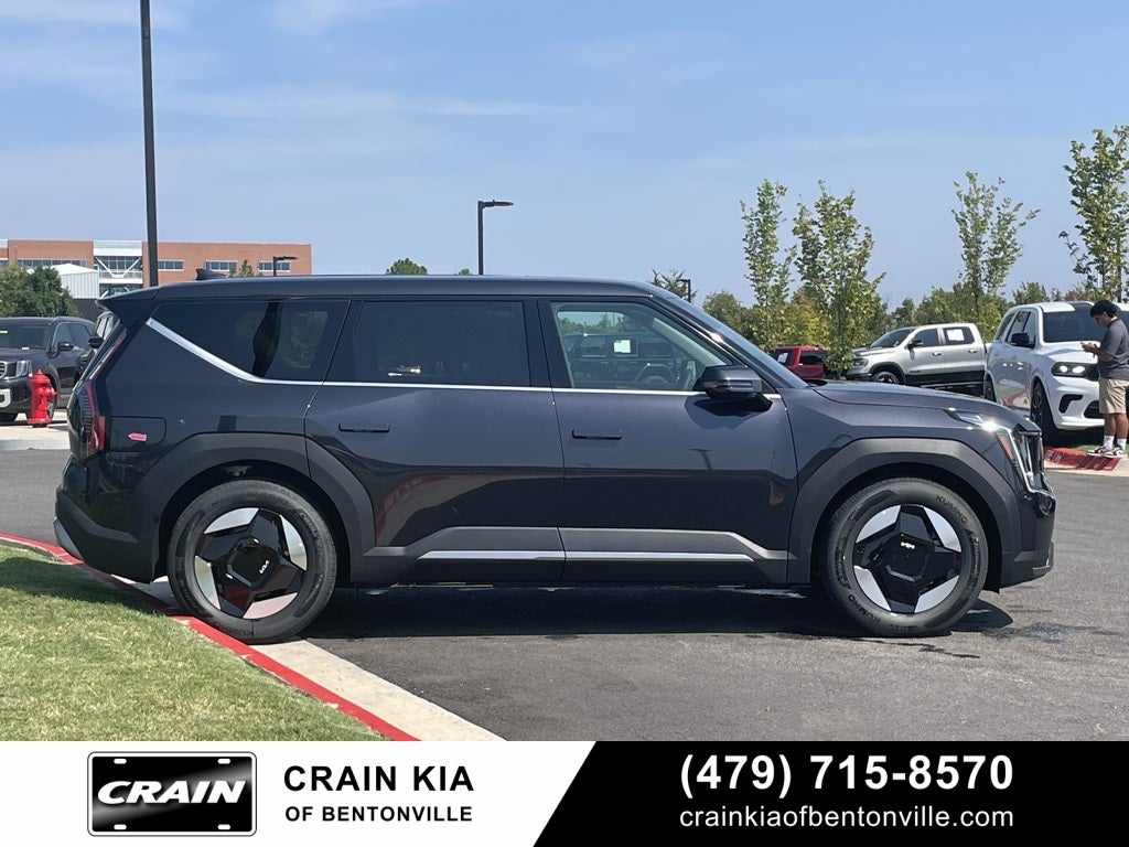 2026 Kia EV9 Light Long Range