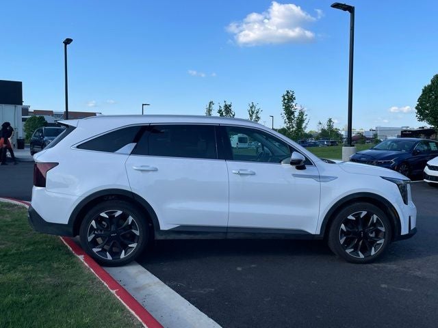 2025 Kia Sorento EX