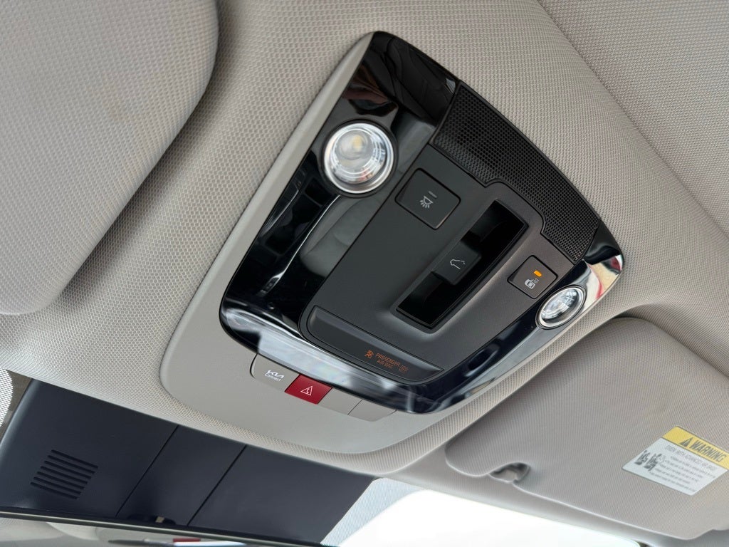 2025 Kia Sorento S - KIA CPO / PANORAMIC SUNROOF / ONE OWNER