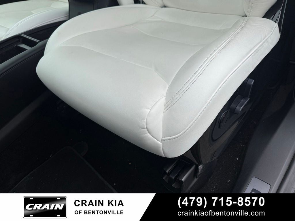 2017 Tesla Model X 75D - AWD / CLEAN CARFAX