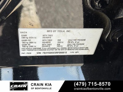 2024 Tesla Model Y Long Range - AWD / CLEAN CARFAX / ONE OWNER