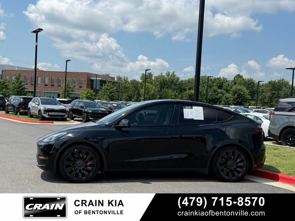 2022 Tesla Model Y Performance - AWD / CLEAN CARFAX / WHITE INTERIOR