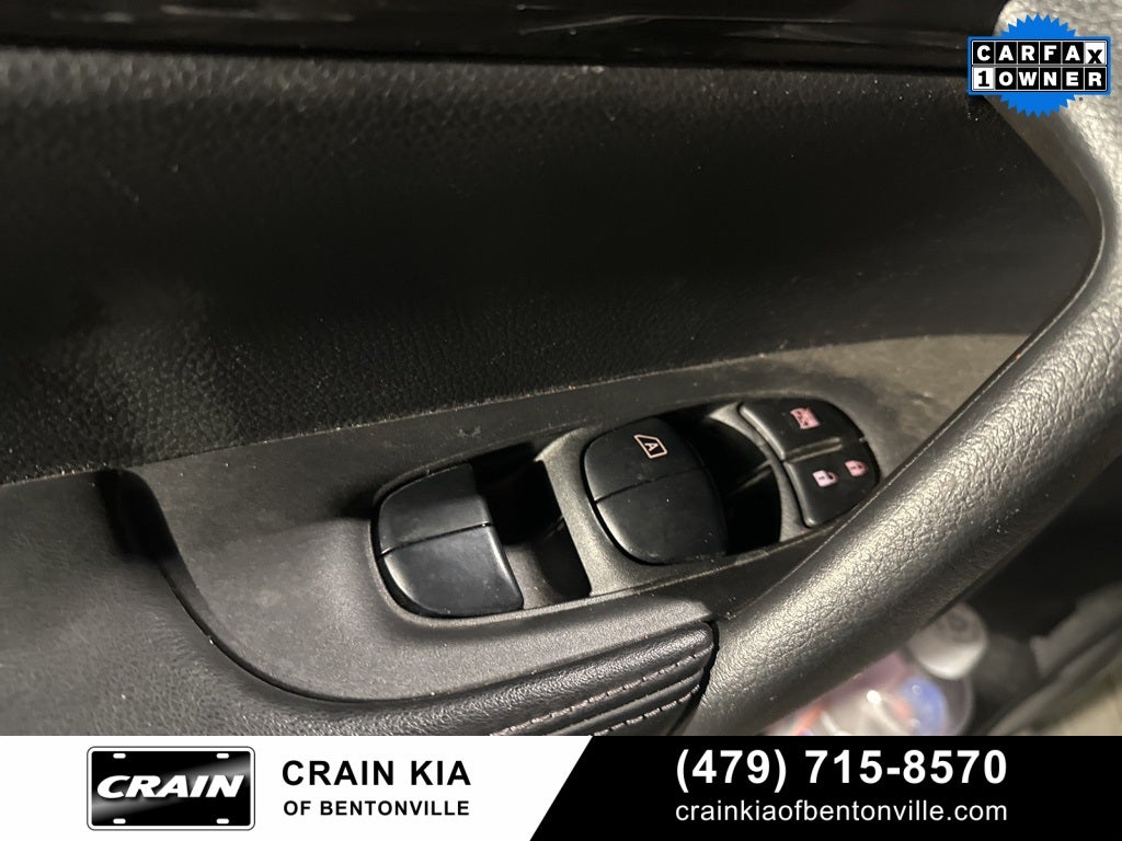 2020 Nissan Rogue SV - AWD / CARFAX ONE OWNER