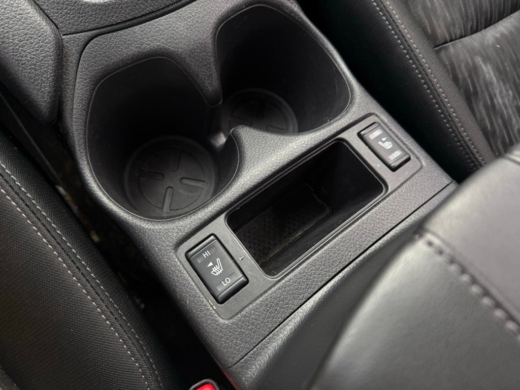 2020 Nissan Rogue SV - AWD / CARFAX ONE OWNER