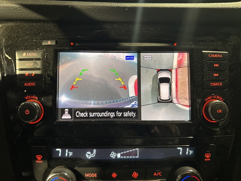 2020 Nissan Rogue SV - AWD / CARFAX ONE OWNER