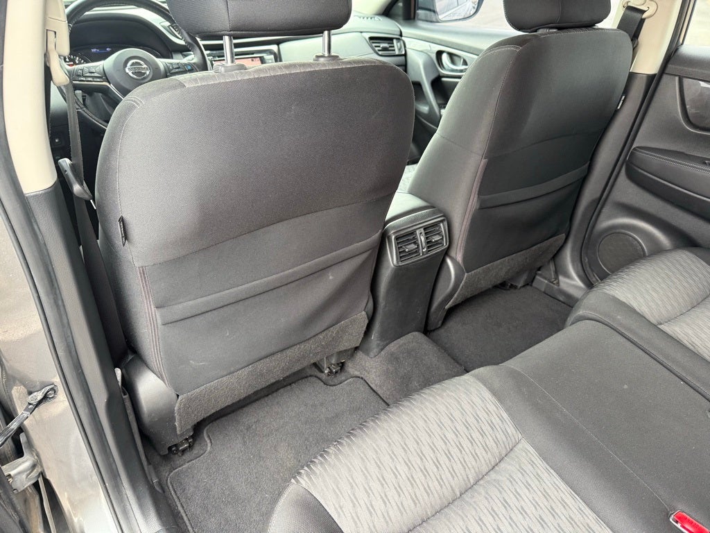 2020 Nissan Rogue SV - AWD / CARFAX ONE OWNER