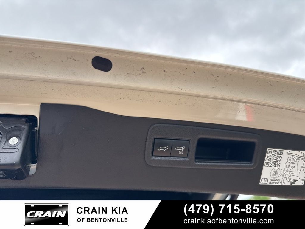 2022 Toyota Venza XLE - AWD