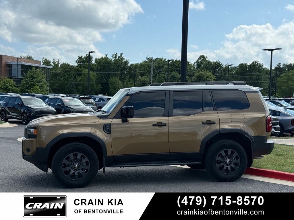 2024 Toyota Land Cruiser Base - 4WD / SUNROOF / ONE OWNER