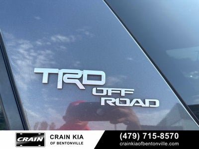 2018 Toyota 4Runner TRD Off-Road - LIFTED! / 4WD / CLEAN CARFAX