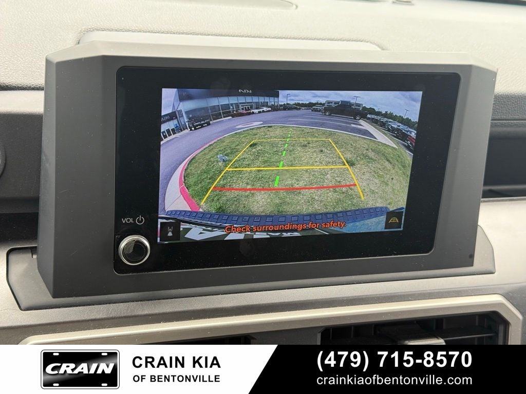 2025 Toyota 4Runner SR5 - 4WD / CLEAN CARFAX / ONE OWNER