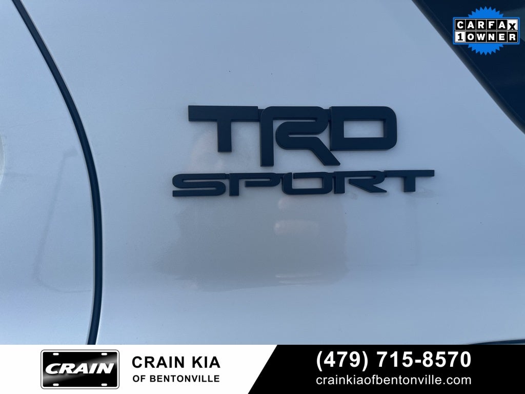 2025 Toyota 4Runner TRD Sport - 4WD / CLEAN CARFAX / ONE OWNER