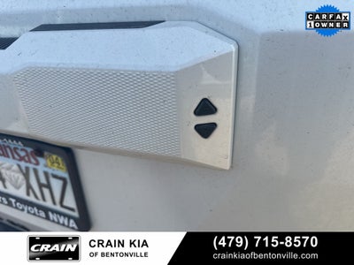 2025 Toyota 4Runner TRD Sport - 4WD / CLEAN CARFAX / ONE OWNER