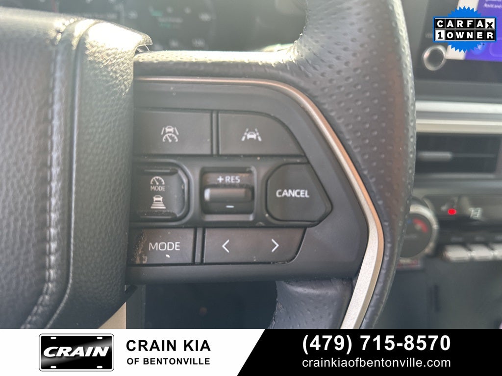 2025 Toyota 4Runner TRD Sport - 4WD / CLEAN CARFAX / ONE OWNER