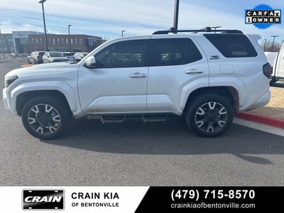 2025 Toyota 4Runner TRD Sport - 4WD / CLEAN CARFAX / ONE OWNER