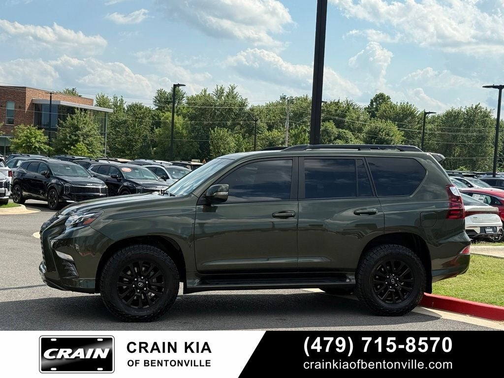 2022 Lexus GX 460 - Black Line Special Edition / NORI GREEN