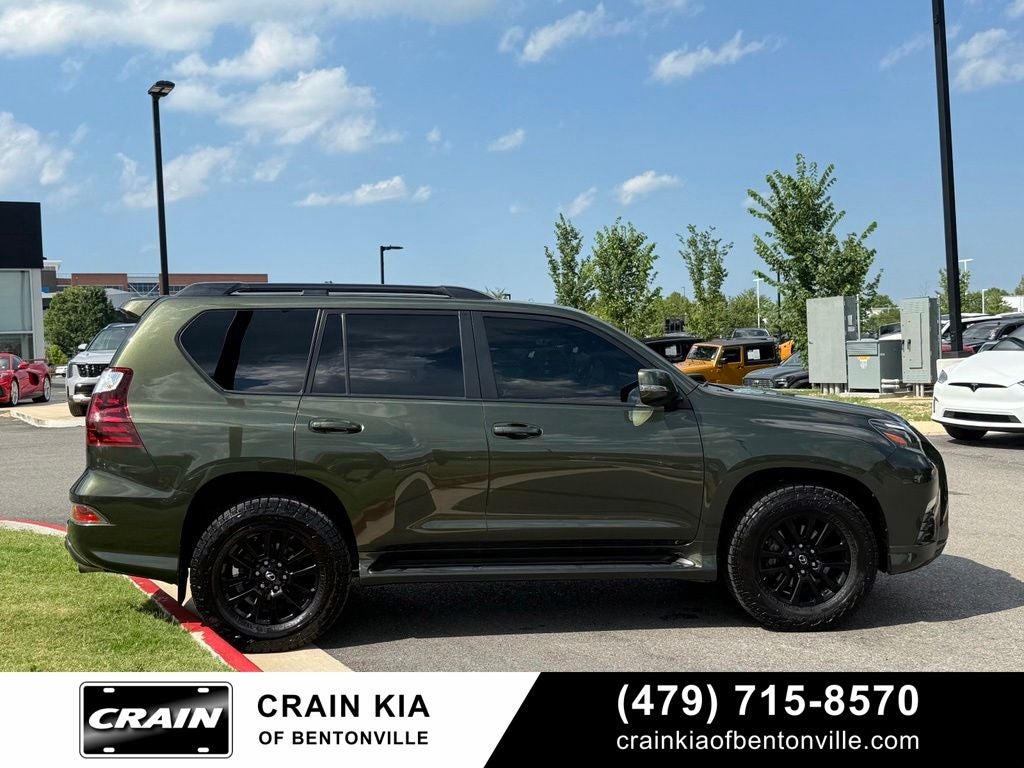 2022 Lexus GX 460 - Black Line Special Edition / NORI GREEN
