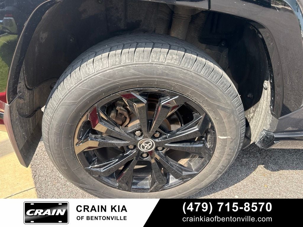 2022 Toyota RAV4 Hybrid SE - AWD / CLEAN CARFAX / ONE OWNER