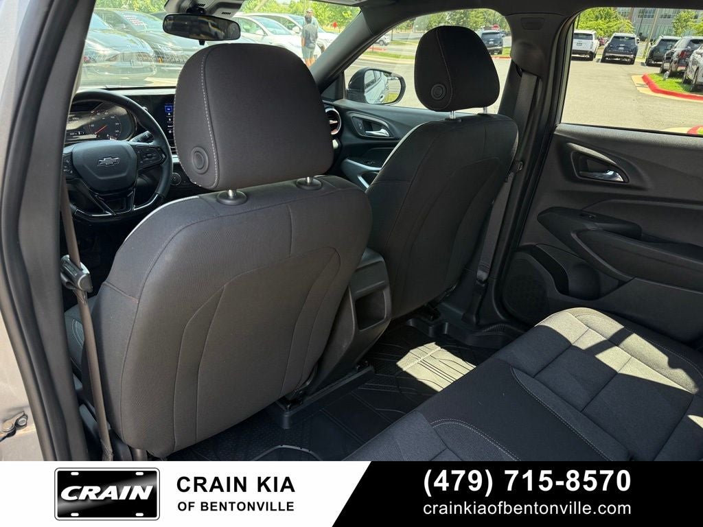 2025 Chevrolet Trax 1RS - CLEAN CARFAX