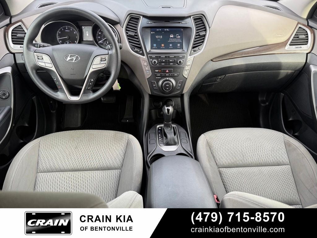 2018 Hyundai Santa Fe SE