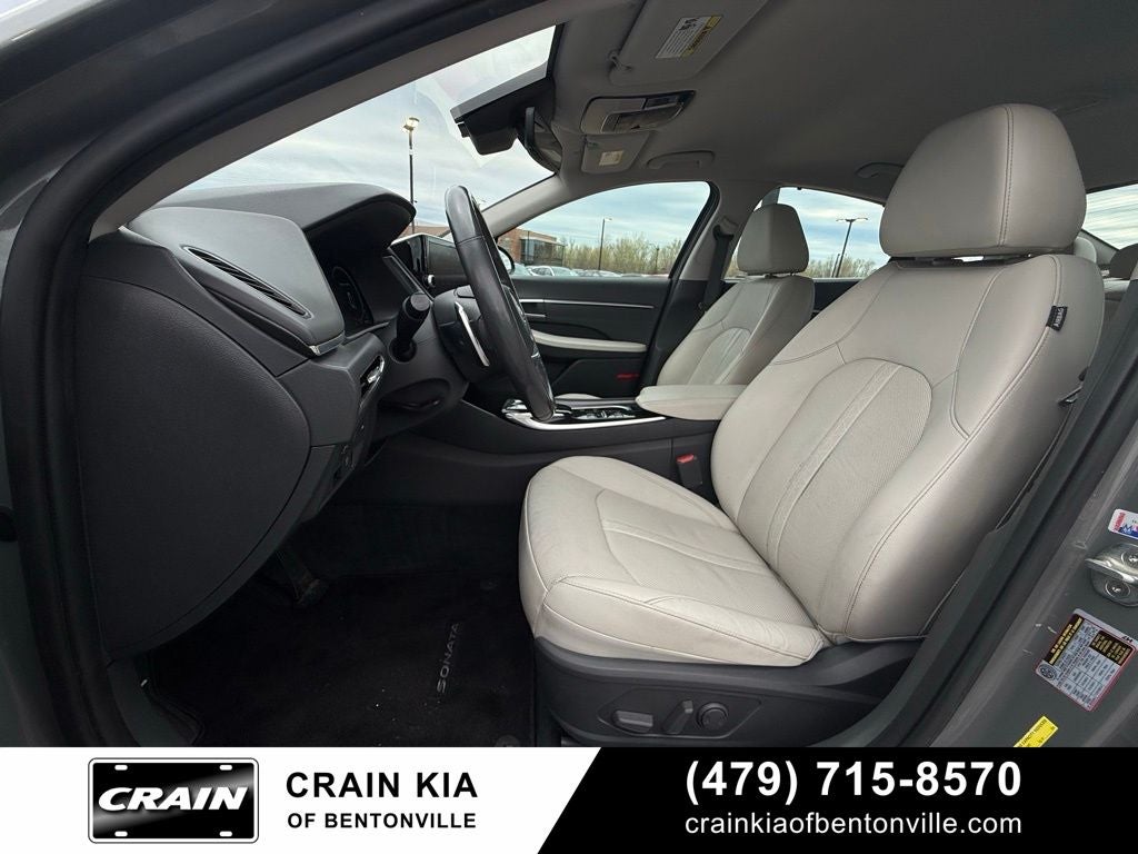 2022 Hyundai Sonata Hybrid Limited - CLEAN CARFAX / 51 HWY MPG / SOLAR PANEL ROOF