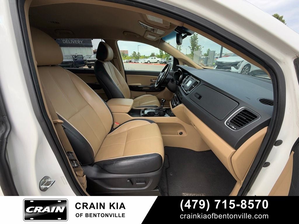 2016 Kia Sedona EX - CARFAX ONE OWNER