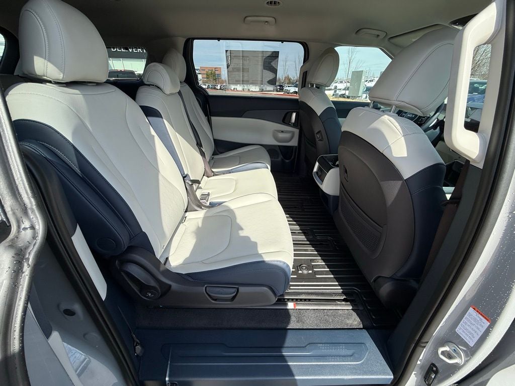 2026 Kia Carnival Hybrid EX