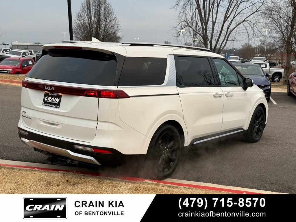 2022 Kia Carnival SX - DUAL SCREEN DVD