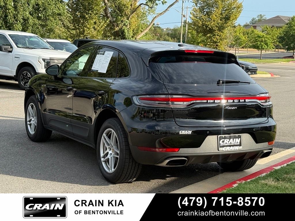 2021 Porsche Macan Base - AWD / PANORAMIC SUNROOF / CLEAN CARFAX