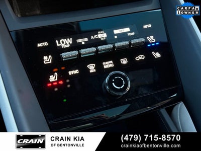 2024 Porsche Macan Electric 4 - AWD / PANORAMIC SUNROOF / ONE OWNER