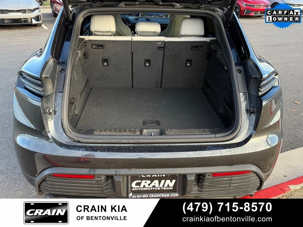 2024 Porsche Macan Electric 4 - AWD / PANORAMIC SUNROOF / ONE OWNER