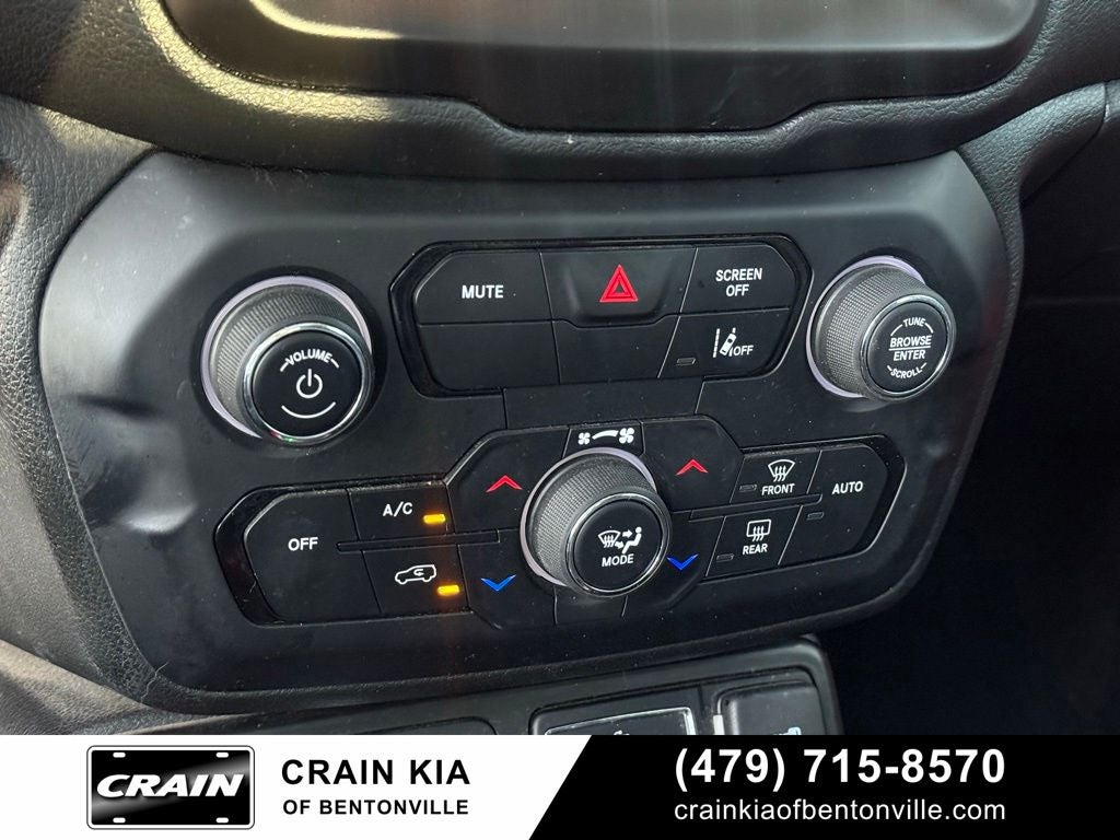 2022 Jeep Renegade Trailhawk - 4WD / PANORAMIC SUNROOF / ONE OWNER