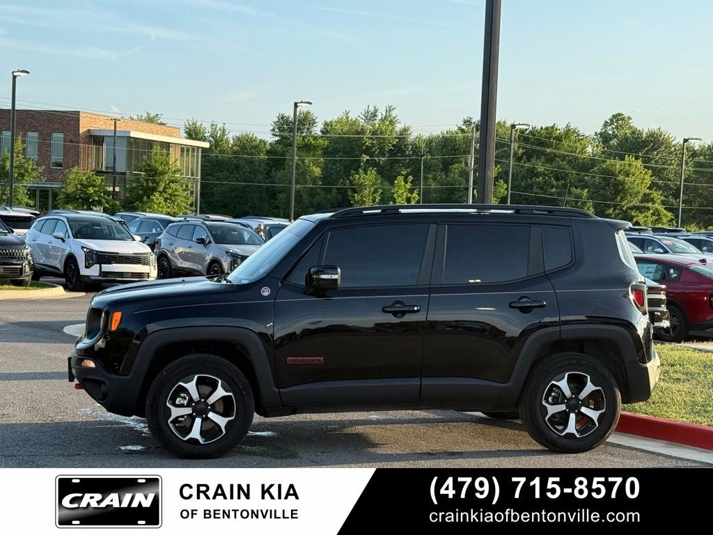 2022 Jeep Renegade Trailhawk - 4WD / PANORAMIC SUNROOF / ONE OWNER