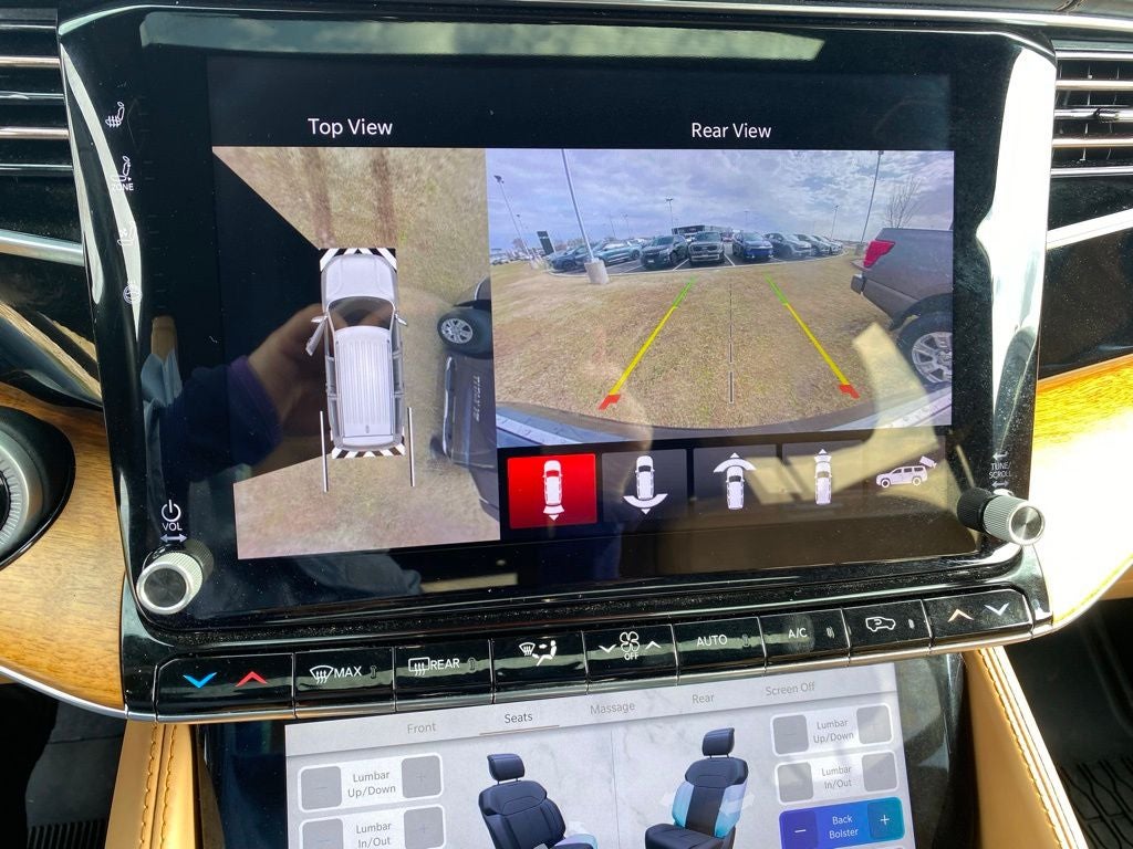 2022 Jeep Grand Wagoneer Series III 4X4 / MOONROOF / NAV