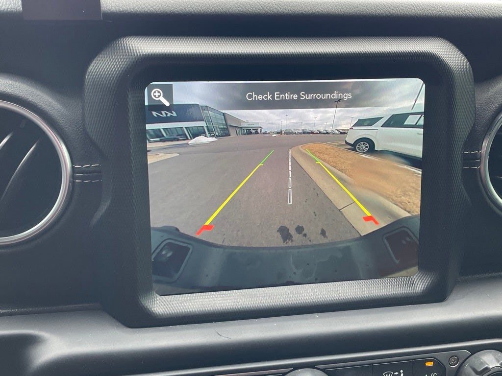 2022 Jeep Gladiator Overland 4X4 / NAV / CLEAN CARFAX