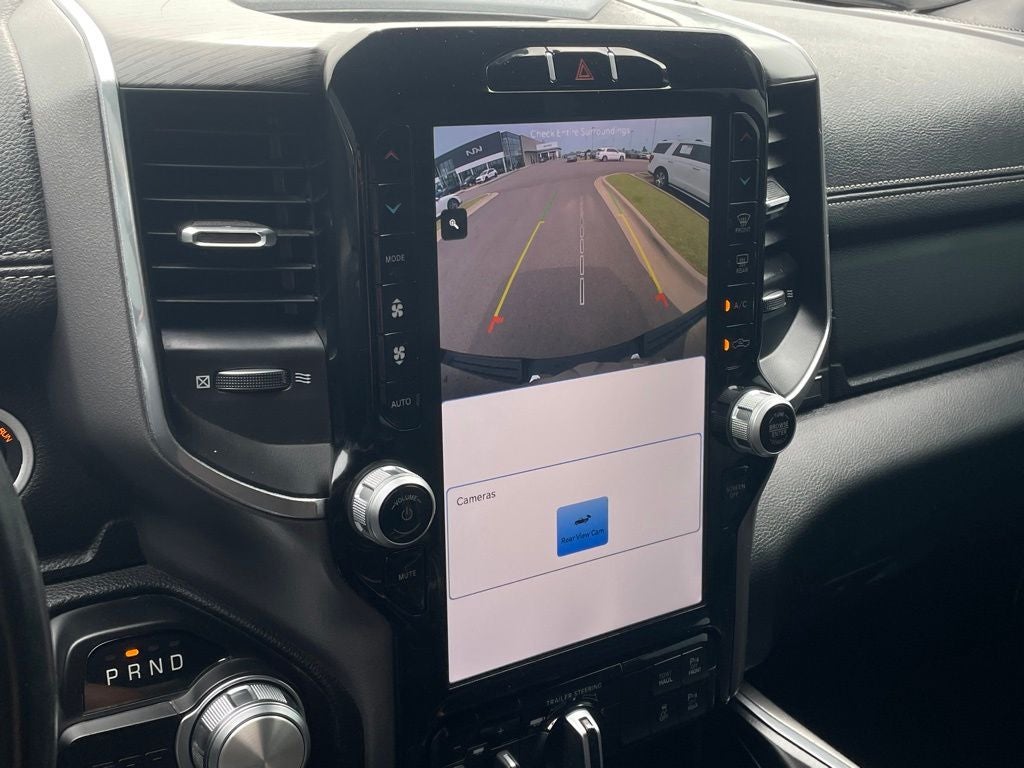 2023 RAM 1500 Laramie HEATED SEATS / NAV / COOLED SEATS
