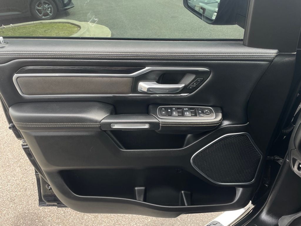 2023 RAM 1500 Laramie HEATED SEATS / NAV / COOLED SEATS