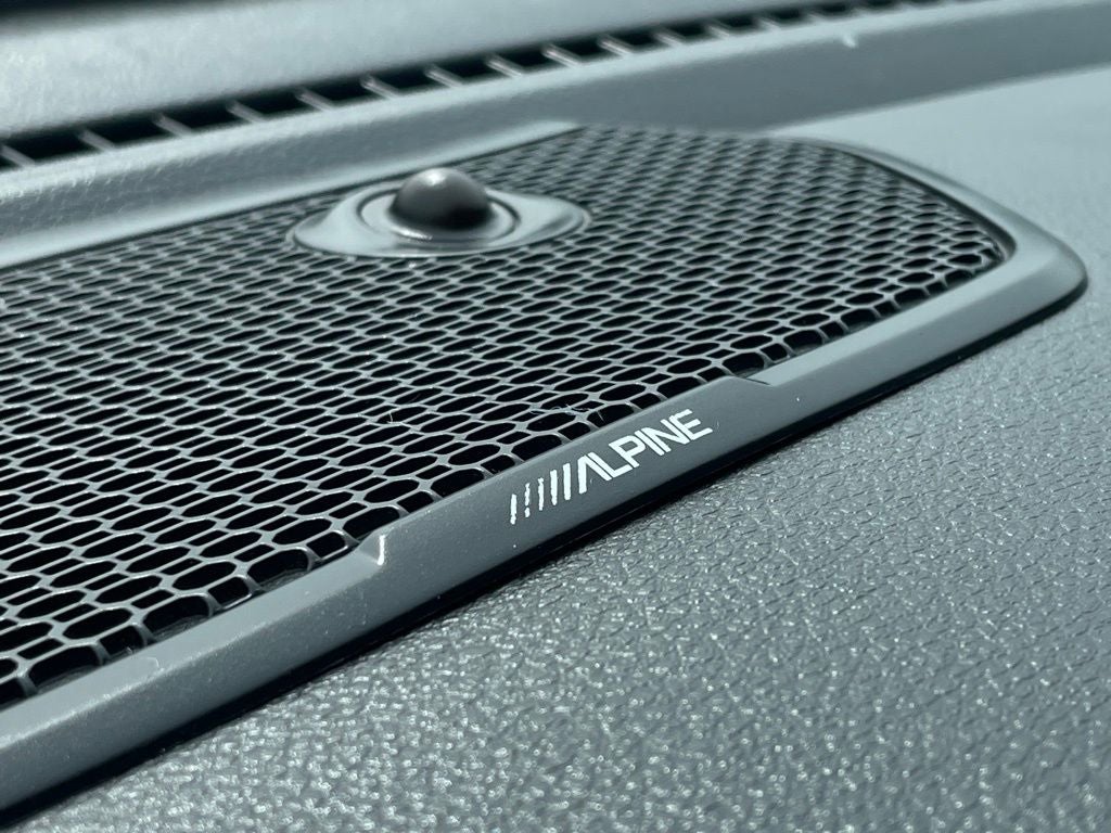 2023 RAM 1500 Laramie HEATED SEATS / NAV / COOLED SEATS