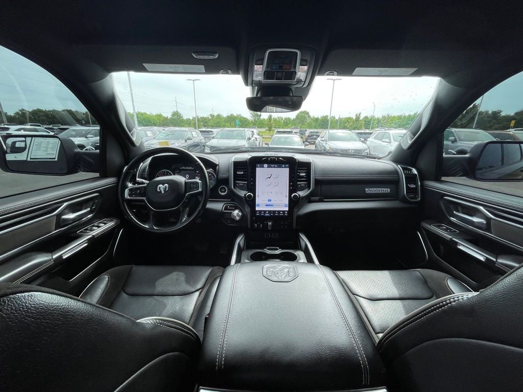 2023 RAM 1500 Laramie HEATED SEATS / NAV / COOLED SEATS