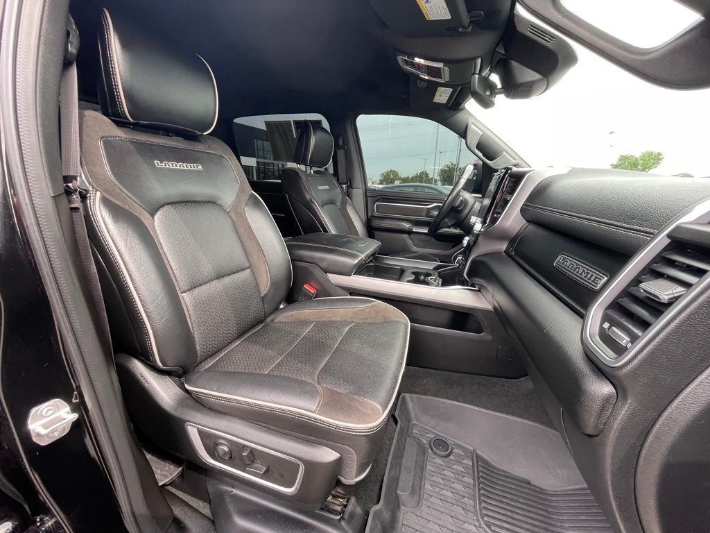 2023 RAM 1500 Laramie HEATED SEATS / NAV / COOLED SEATS