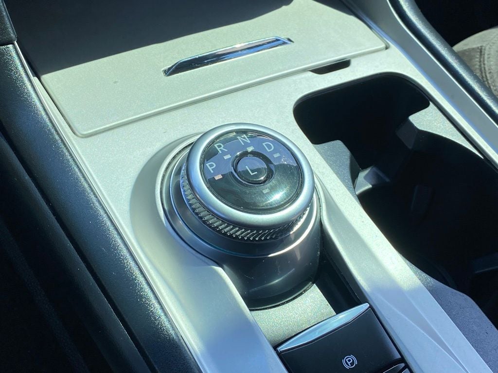 2024 Ford Explorer XLT RWD / ONE OWNER / HEATED SEATS