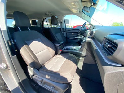2024 Ford Explorer XLT RWD / ONE OWNER / HEATED SEATS