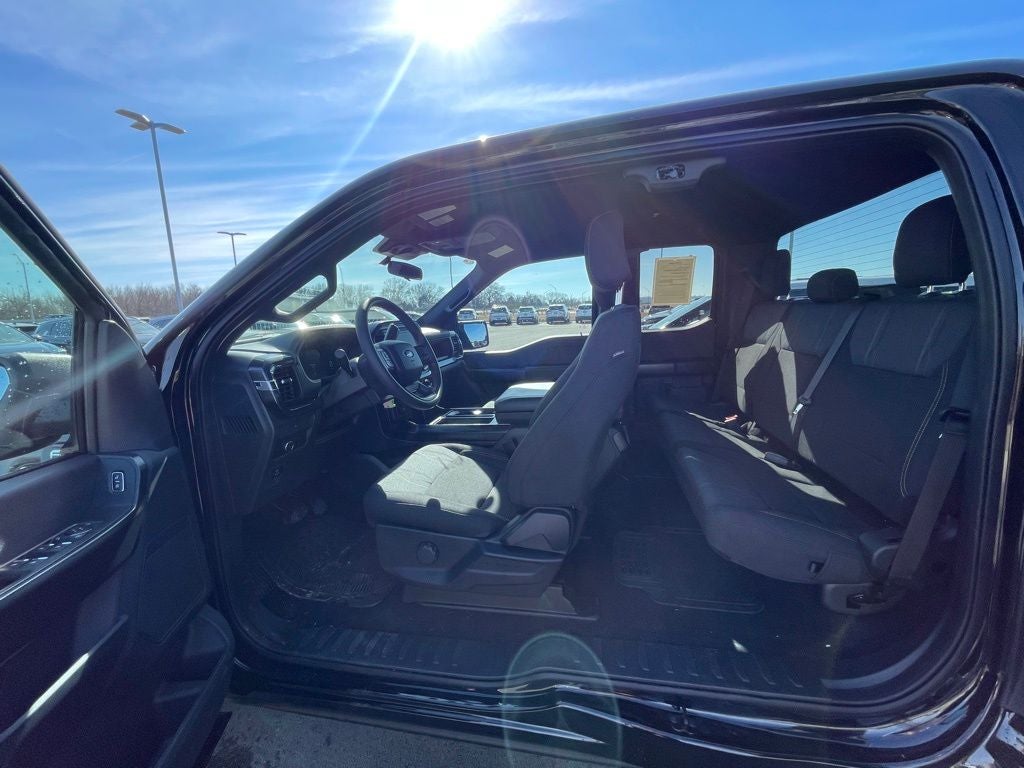 2025 Ford F-150 STX ONE OWNER / CLEAN CARFAX