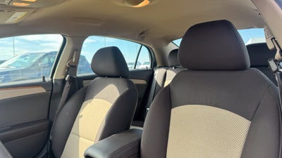 2012 Chevrolet Malibu LT 1LT / POWER DRIVERS SEAT / CONVENIENCE PACKAGE