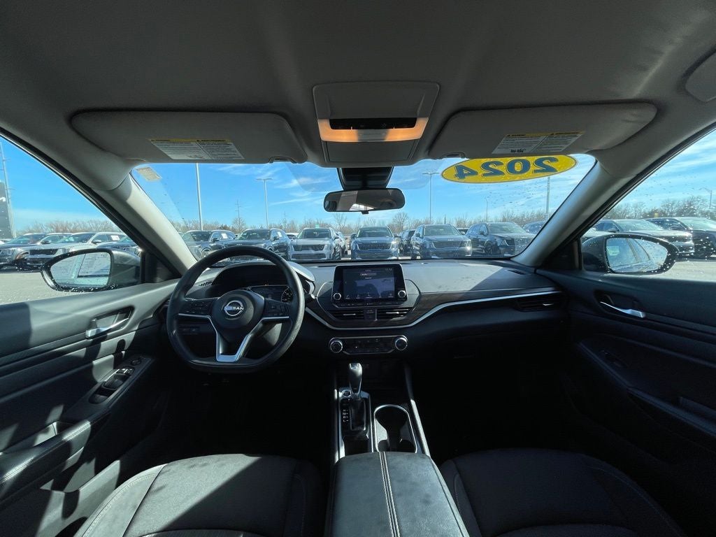 2024 Nissan Altima 2.5 SV ONE OWNER